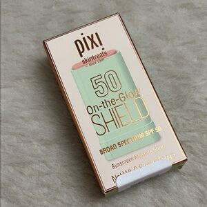 Pixi On-the-glow shield SPF 50 stick